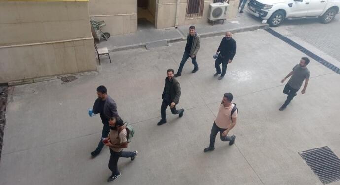 Gözaltındaki 3 gazeteci adliyeye götürüldü