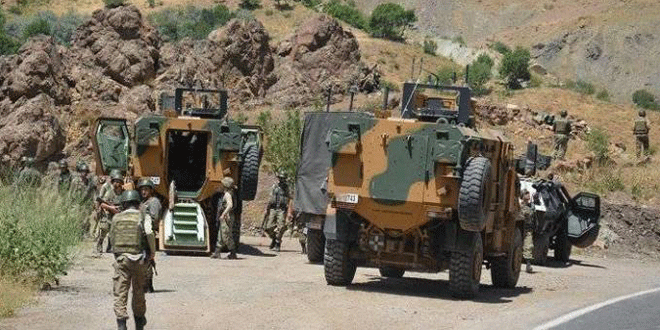 Riha’da köy baskını: AKP’ye oy verin