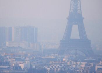 Avrupa'da kirli hav nedeniyle her yıl  en az 1200 gencin yaşamını yitirdiği raporlanırken, diğer yaş guruplarında durum daha kötü.