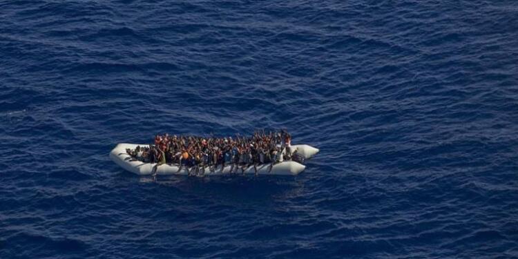 İtalya mülteci akınına karşı OHAL ilan etti