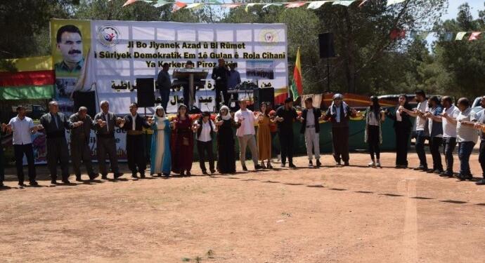 Kobanê’de 1 Mayıs kutlaması