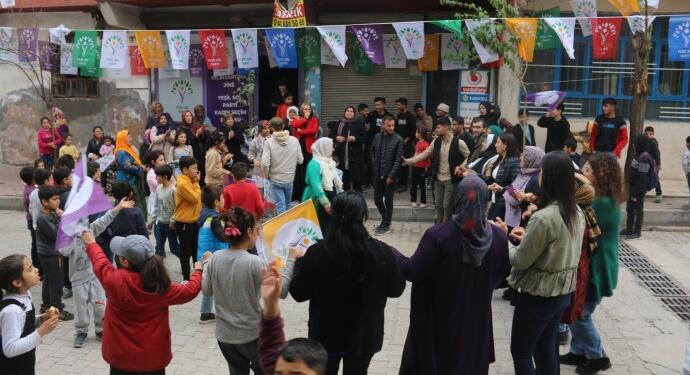 Yeşil Sol Parti Riha’da kadın seçim bürosu açtı: Bu düzene son verceğiz