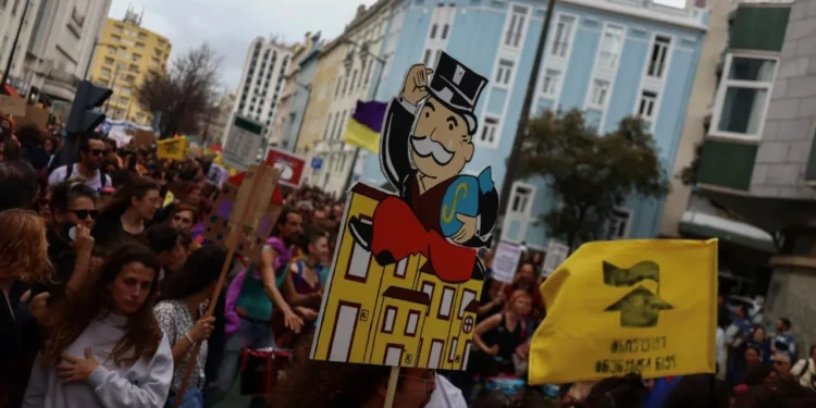 Portekiz’de binler konut hakkı için yürüdü