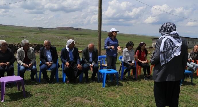 Yeşil Sol Parti Amed’de köy köy gezdi