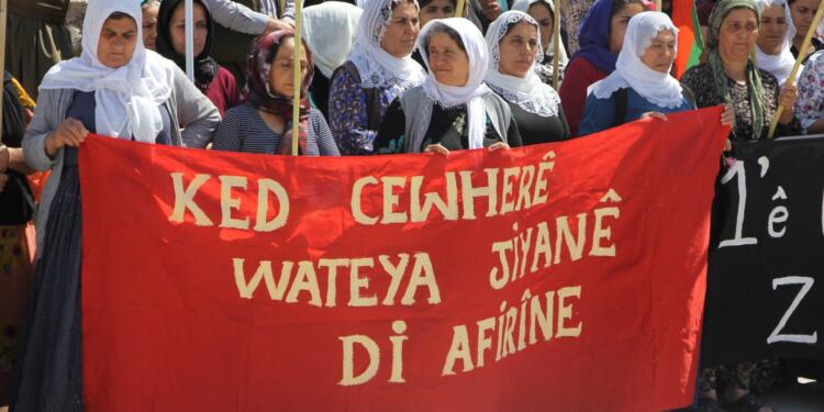 Maxmur Kampı’nda 1 Mayıs: Halkların özerkliğini savunma zamanıdır