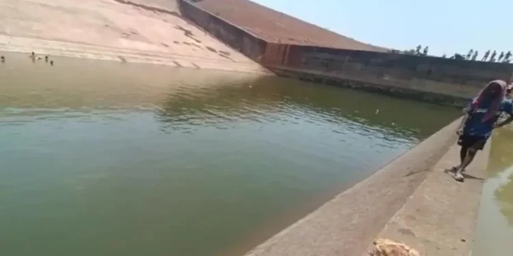 Devlet yetkilisi düşen telefonunu bulmak için baraj suyunu boşalttı