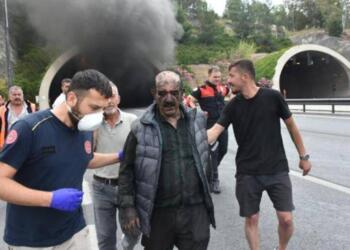 Bayraklı Tüneli’nde yangın: 17 kişi yaralandı