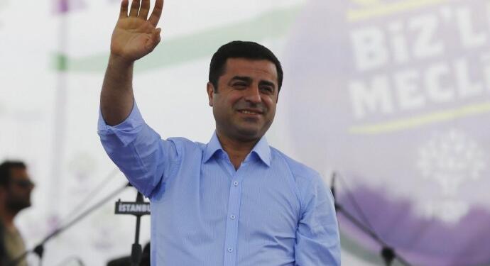 Demirtaş: Biz bir insanlık hareketiyiz, ayağa kalk ve değiştir