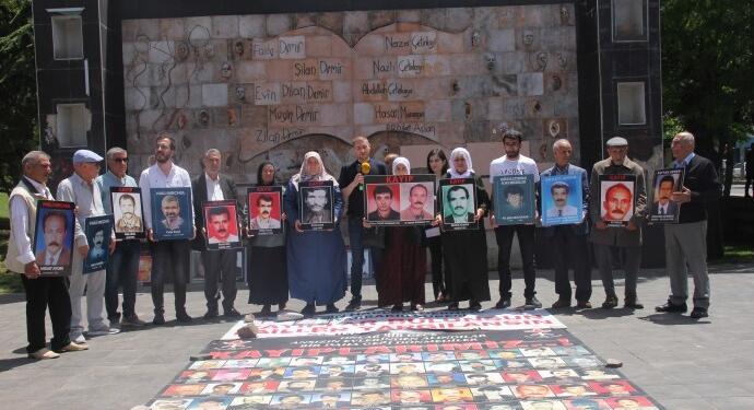 Kayıp yakınları Özdemir ve Çıtak’ın faillerini sordu