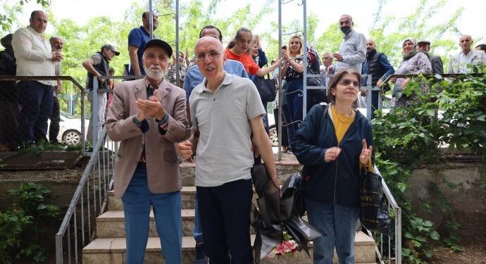 30 yıllık tutuklu tahliye edildi: Buruk bir sevinç