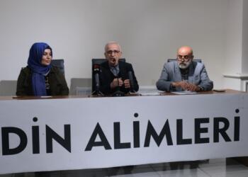 Özgür Din Alimleri: Tek adam düzenine son verelim