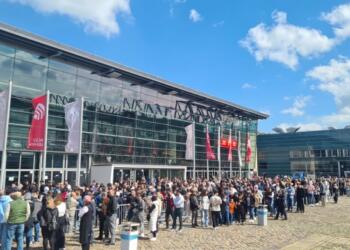 İsviçre’de sandığa giden seçmen sayısı arttı