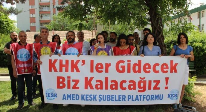 KHK’liler eylemde: Son arkadaşımız işine dönene kadar buradayız