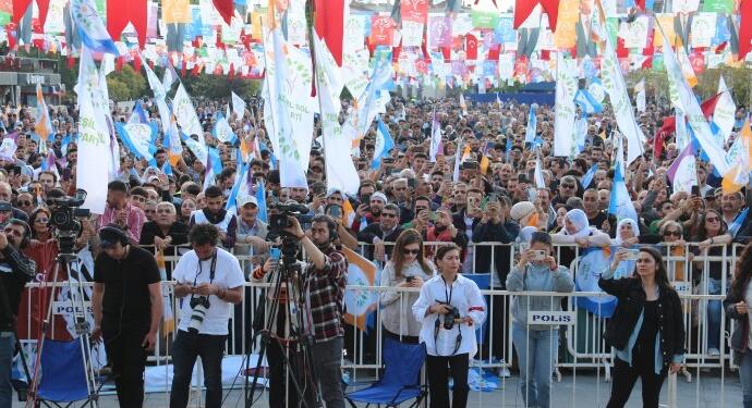 Aydın’da 15 bin oyla başlayan mücadelede hedef 2 vekil