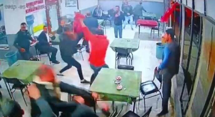 AKP’li adayın hedef gösterdiği 6 yurttaş tutuklandı