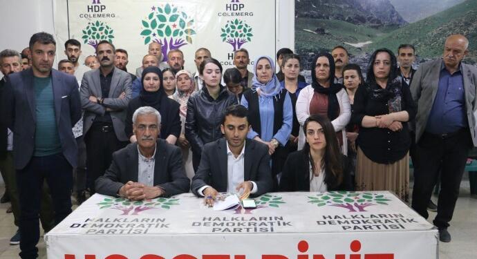 Colemêrg’te irade gaspına karşı ‘demokrasi’ nöbeti