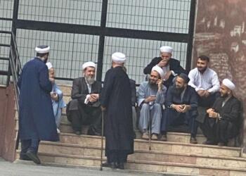 İsmailağa Cemaati’nden kadınlara tehdit: Bize alışacaksınız