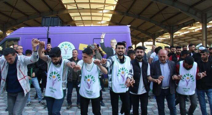 Z kuşağı sandık başında: Biz Yeşil Sol’dayız siz de gelin