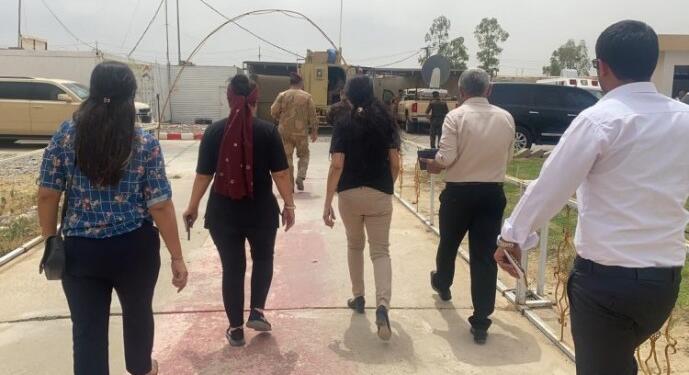 Direnişin sürdüğü Maxmur’da bir heyet etkililerle bir araya geldi