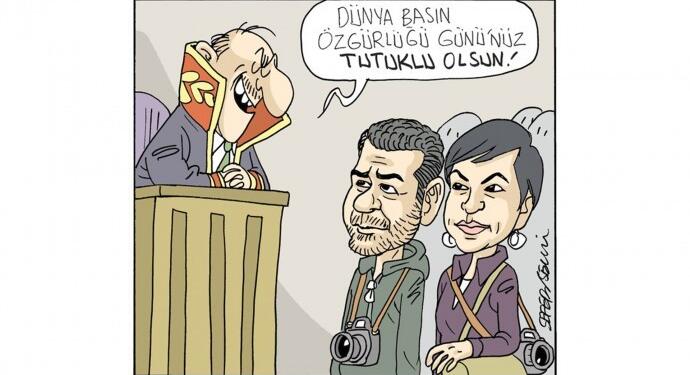 Evrensel’den Sefer Selvi gazeteci Yılmaz ve Müftüoğlu’nu çizdi