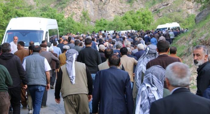 Silahlı saldırıda katledilen Temel kitlesel törenle defnedildi