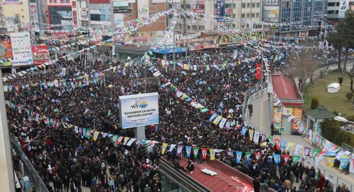 Wan final mitingine hazır: Faşizme geçit vermeyeceğiz