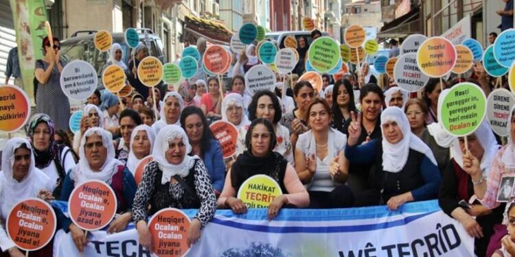 Botanlı kadınlardan ‘tecrit son bulsun’ çağrısı