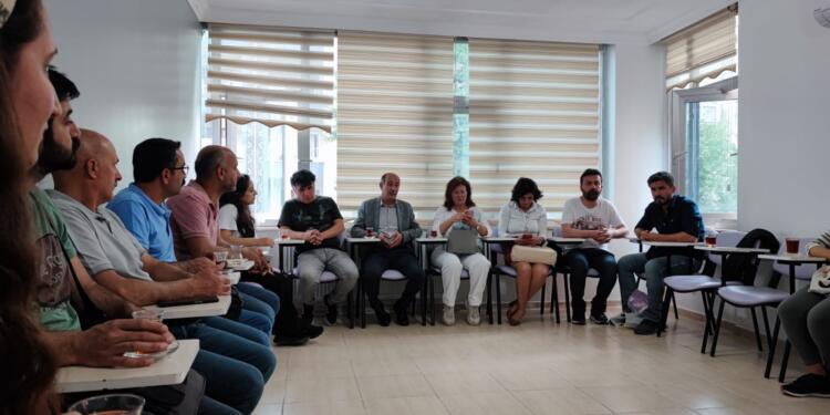 DFG ve MKGP’ye dayanışma ziyareti: Gazetecilerin yanındayız