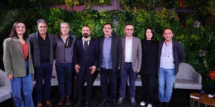 Kürt Sanatçılar: Faşizmi yenmek için sandığa gidin