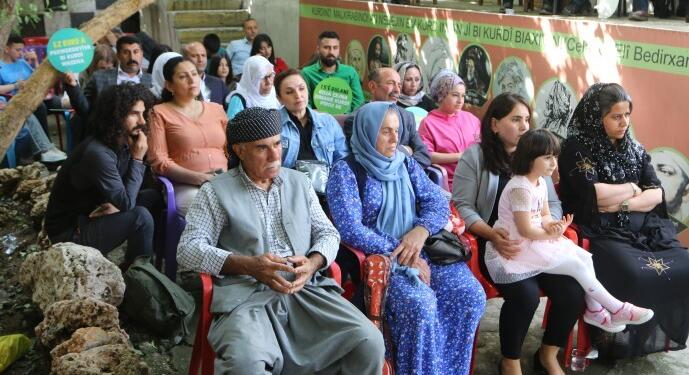 Cizîr’de Dil Bayramı paneli: Dil özgürleşirse toplum da özgürleşir
