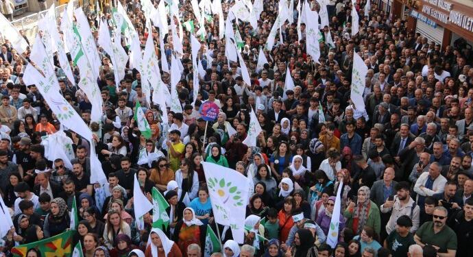 Binlerin katılımıyla Colemêrg’te miting: 21 yıllık AKP iktidarını yerle yeksan edeceğiz