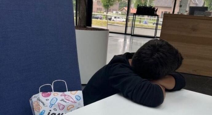 Hollanda’da bulunan depremzede çocuk için çağrı