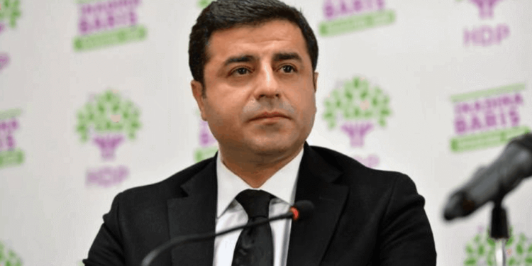 Demirtaş’tan çağrı: Sandığa gidin, 1 nefes için 1 oy verin