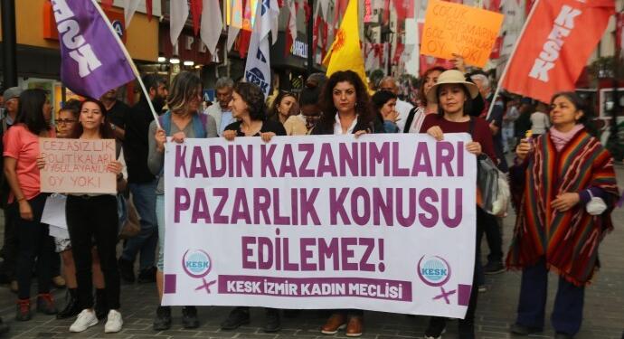 KESK İzmir Kadın Meclisi: Cinsiyetçi iktidara dur demek için sandığa gideceğiz