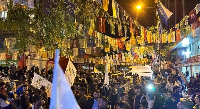 Amed’de miting gibi halk buluşması