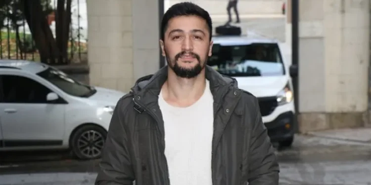 Gazeteci Ferhat Çelik gözaltına alındı