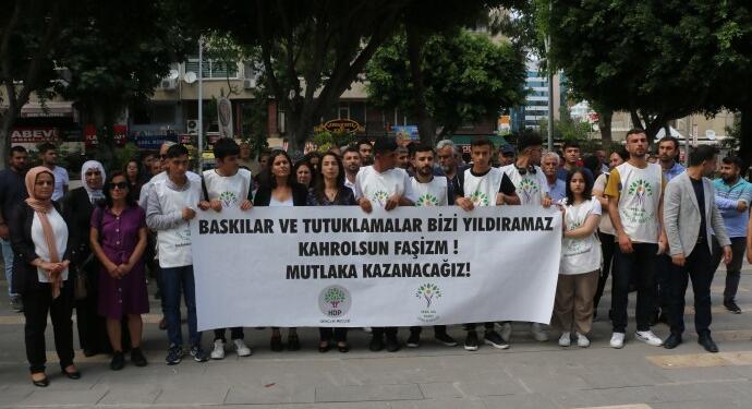Mersin’deki tutuklamalar protesto edildi