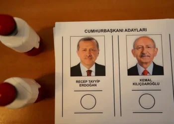 Yurt dışında oy kullanma işlemi başladı