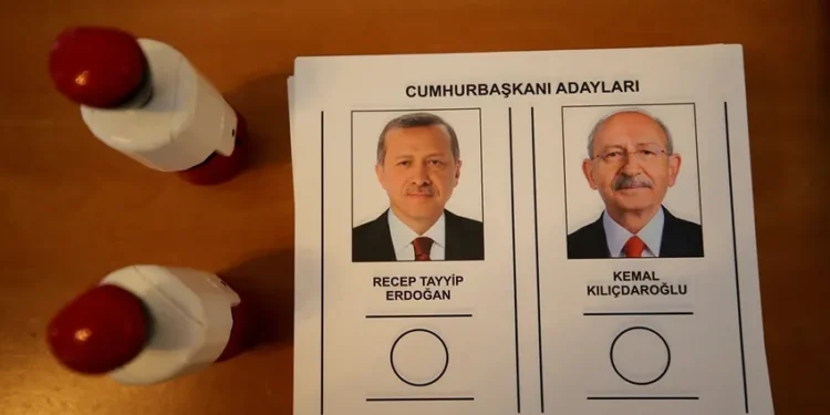 Yurt dışında oy kullanma işlemi başladı
