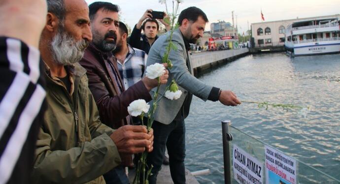 Müzisyen Aymaz, ırkçı saldırıda katledildiği yerde anıldı
