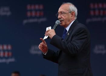 Kılıçdaroğlu Samsun mitingine çelik yelekle katıldı