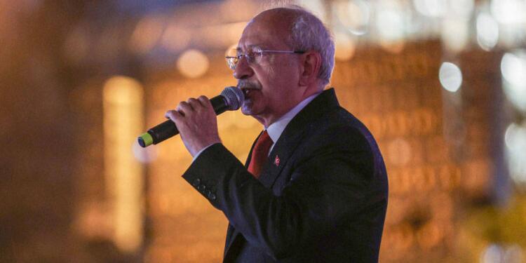 Kılıçdaroğlu’ndan açıklama: Her bir oy sayılana kadar biz buradayız