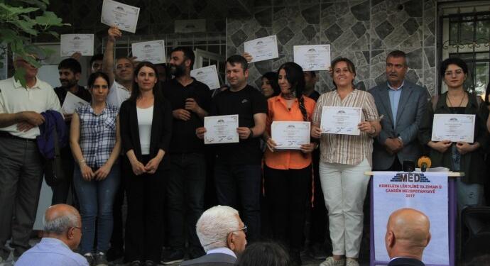 MED- DER, öğrencilerine sertifikalarını verdi