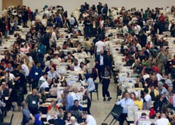 AKP’lilerden Yurt dışı oyların sayımına müdahale girişimi