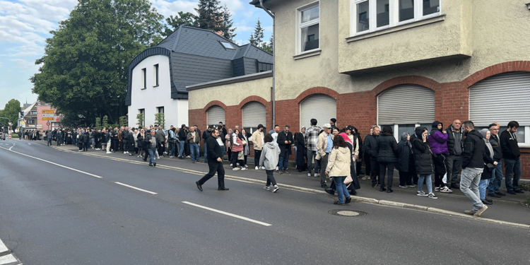 Yurt dışında oy kullanan seçmen sayısı bir milyonu geçti