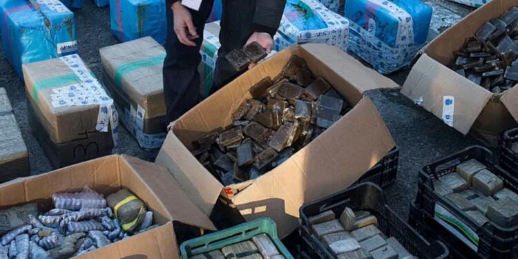 Fransa’da 5 Türkiyeli uyuşturucu operasyonunda gözaltına alındı