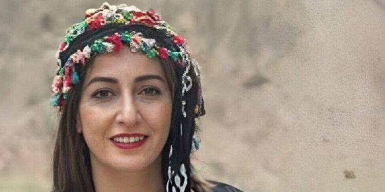 İranlı oyuncuya ‘zorunlu baş örtüsüne’ karşı çıktığı için ceza