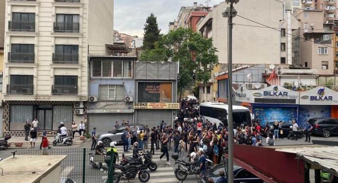 Taksim’de gözaltına alınanlar serbest bırakıldı