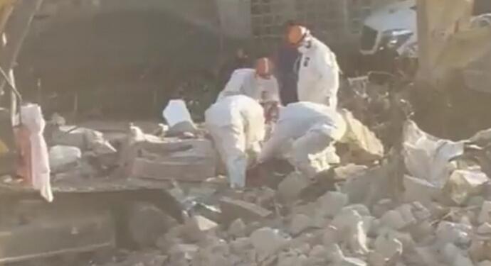 Depremin 135’inci gününde bir kadının cenazesi bulundu