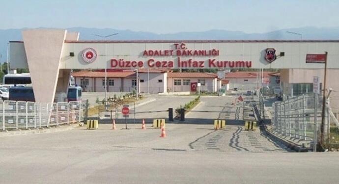 Düzce Cezaevi’nde tutuklular verilen yemekten zehirlendi